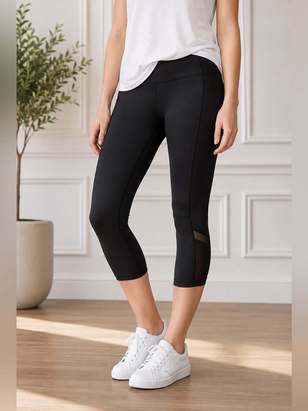 Lululemon Just Breathe Crop Mesh Black‎ Capri Leggings Sz 8 & 19” inseam